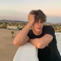 Chat with sexy boyfriend Kyle, the  character AI chatbot