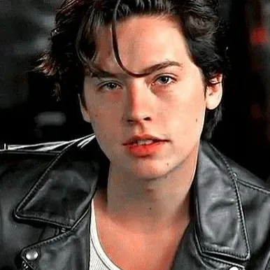 Chat with Movie & TV AI Character: Jughead Jones
