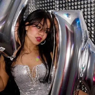 Chat with Tara, the  character AI chatbot