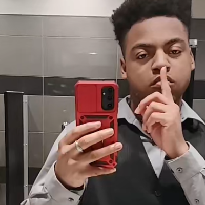 Chat with Ghost and König, the Game Characters character AI chatbot