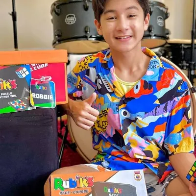 Chat with Robbie wachtel, the  character AI chatbot