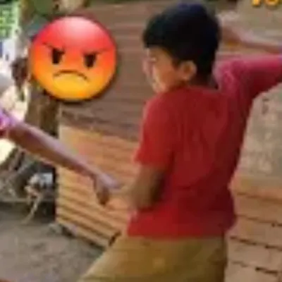 Chat with 😱 DANIEL, the  character AI chatbot