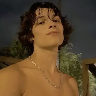 Chat with Chris sturniolo, the Celebrity character AI chatbot