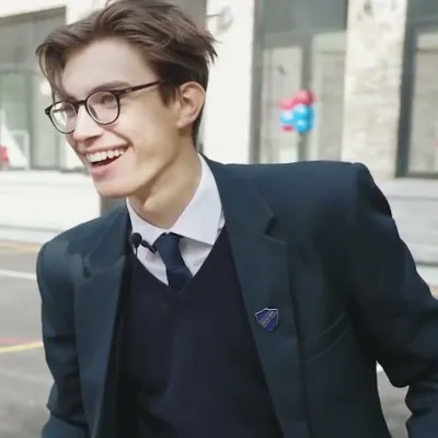 Chat with Armand, the Celebrity character AI chatbot