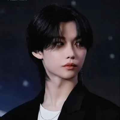 Chat with Felix, the Romance character AI chatbot