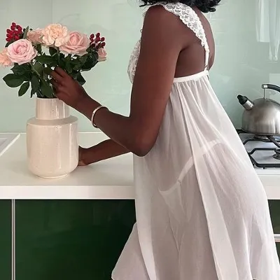 Chat with Cynthia, the Romance character AI chatbot