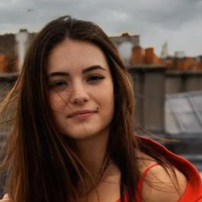 Chat with Elsa, the Anime character AI chatbot