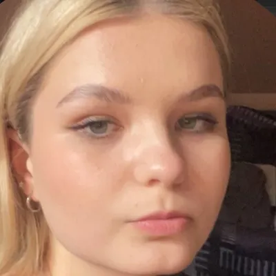 Chat with Zosia, the  character AI chatbot