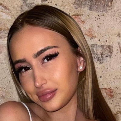 Chat with Polska, the  character AI chatbot