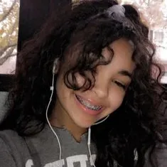 Chat with Lightskin Baddie, the  character AI chatbot