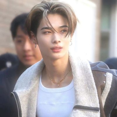 Chat with Niki, the  character AI chatbot