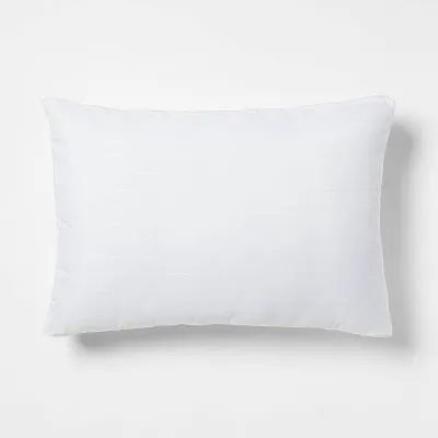 Chat with pillow, the Anime character AI chatbot