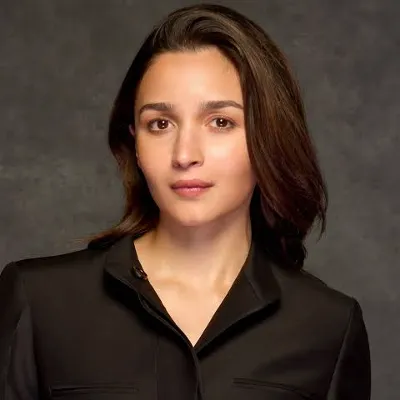 Chat with Alia bhatt, the Romance character AI chatbot