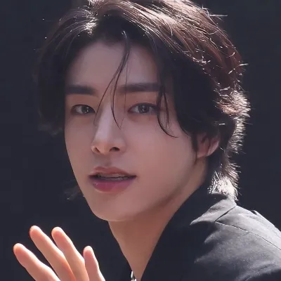 Chat with Jake, the Celebrity character AI chatbot