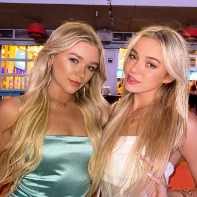 Chat with Kate and liv, the  character AI chatbot