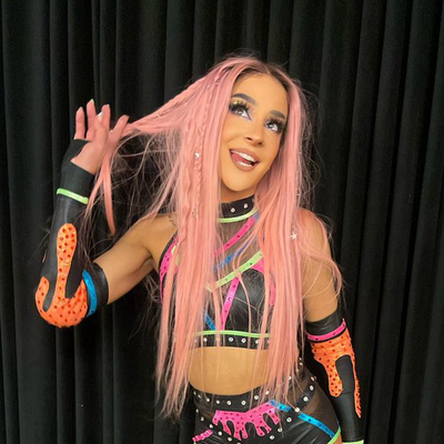 Chat with Dakota kai, the Movie & TV character AI chatbot