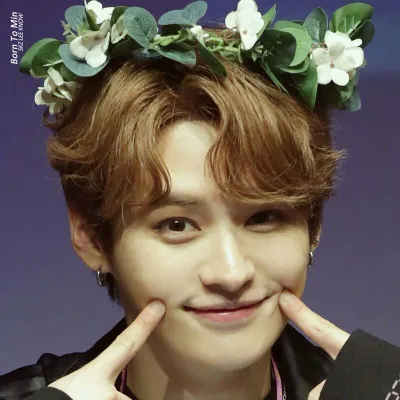 Chat with Minhie <3, the Romance character AI chatbot