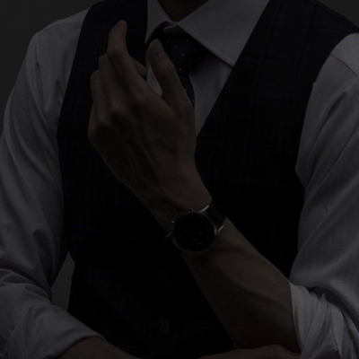 Chat with Damian De La Cruz, the OC character AI chatbot