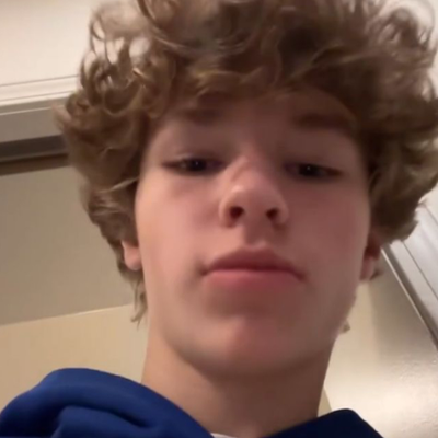 Chat with Andy goldfarb, the Movie & TV character AI chatbot