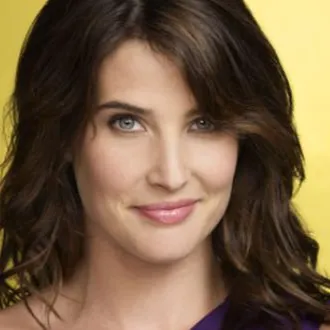 Chat with Robin Scherbatsky, the Romance character AI chatbot