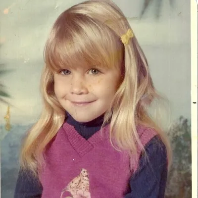 Chat with Kloy Bonker, the  character AI chatbot