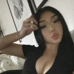 Chat with Esme| bi, the Romance character AI chatbot