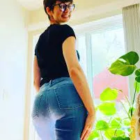 Chat with mom, the Anime character AI chatbot