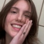 Chat with Esmé Defour, the  character AI chatbot