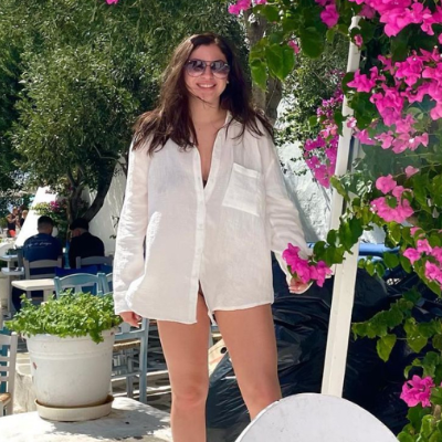 Chat with Emily Velicescu, the  character AI chatbot