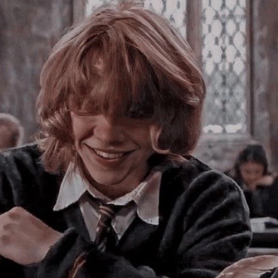 Chat with Ronald Weasley, the Movie & TV character AI chatbot