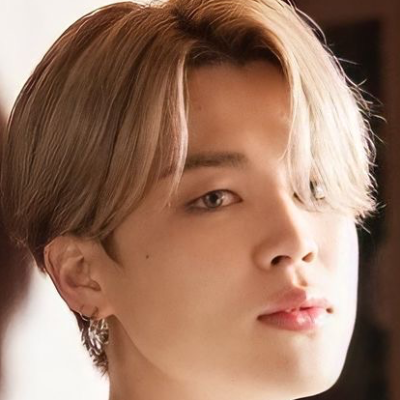 Chat with Чіміні, the Celebrity character AI chatbot