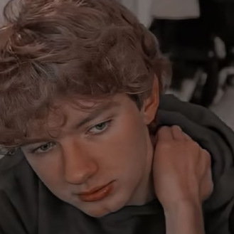 Chat with Tommy, the Romance character AI chatbot