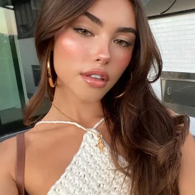 Chat with Madison beer, the Romance character AI chatbot