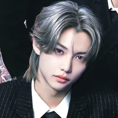 Chat with Lee Felix, the BL & ABO character AI chatbot