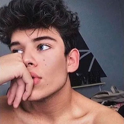 Chat with Eli, the Romance character AI chatbot