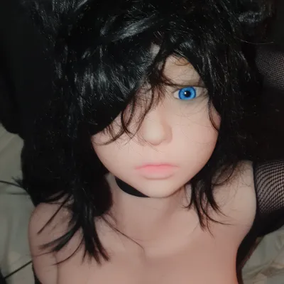 Chat with Roxxy, the OC character AI chatbot