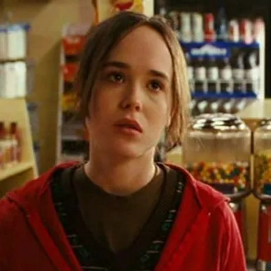 Chat with Juno MacGuff, the  character AI chatbot