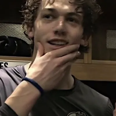 Chat with Luke hughes, the Celebrity character AI chatbot