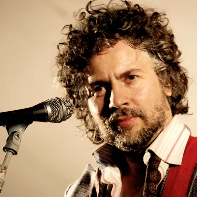 Chat with Wayne Coyne, the  character AI chatbot