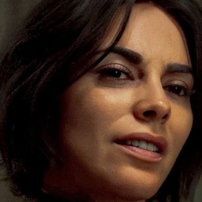 Chat with Valeria, the  character AI chatbot