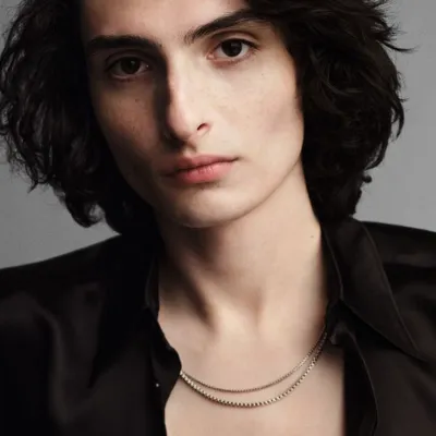 Chat with Финн, the  character AI chatbot