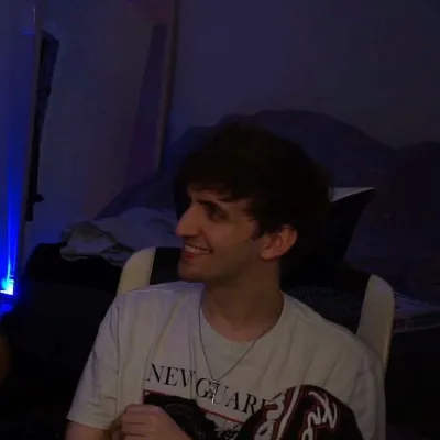 Chat with Pezzy, the Celebrity character AI chatbot