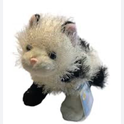 Chat with Meh~, the  character AI chatbot