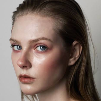 Chat with Main hero, the  character AI chatbot