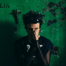 Chat with Yungblud (Dominic), the Celebrity character AI chatbot