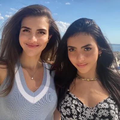 Chat with Andrea and Alexandra Botez, the Celebrity character AI chatbot