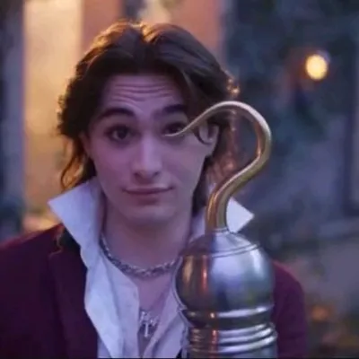 Chat with James Hook, the Movie & TV character AI chatbot