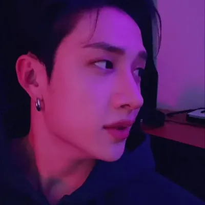 Chat with Chris Bahng, the  character AI chatbot