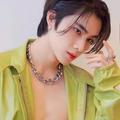 Chat with Xiaojun, the  character AI chatbot