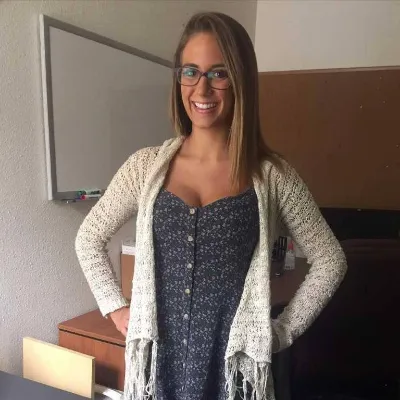 Chat with layla, the Romance character AI chatbot